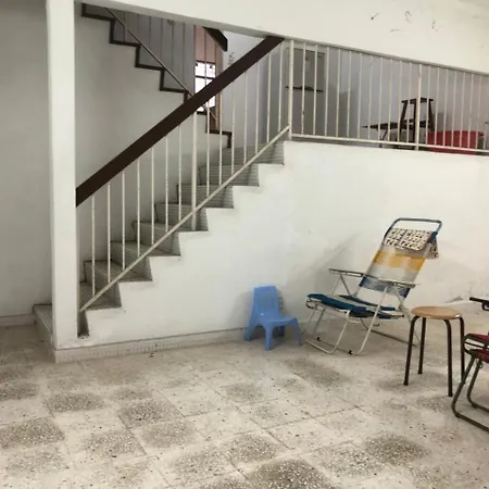 Rumah Teres Teluk Kumbar